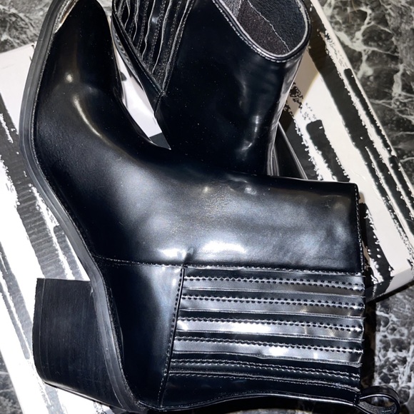 Dolce Vita Womens Pointed Toe Shoes - Picture 1 of 6